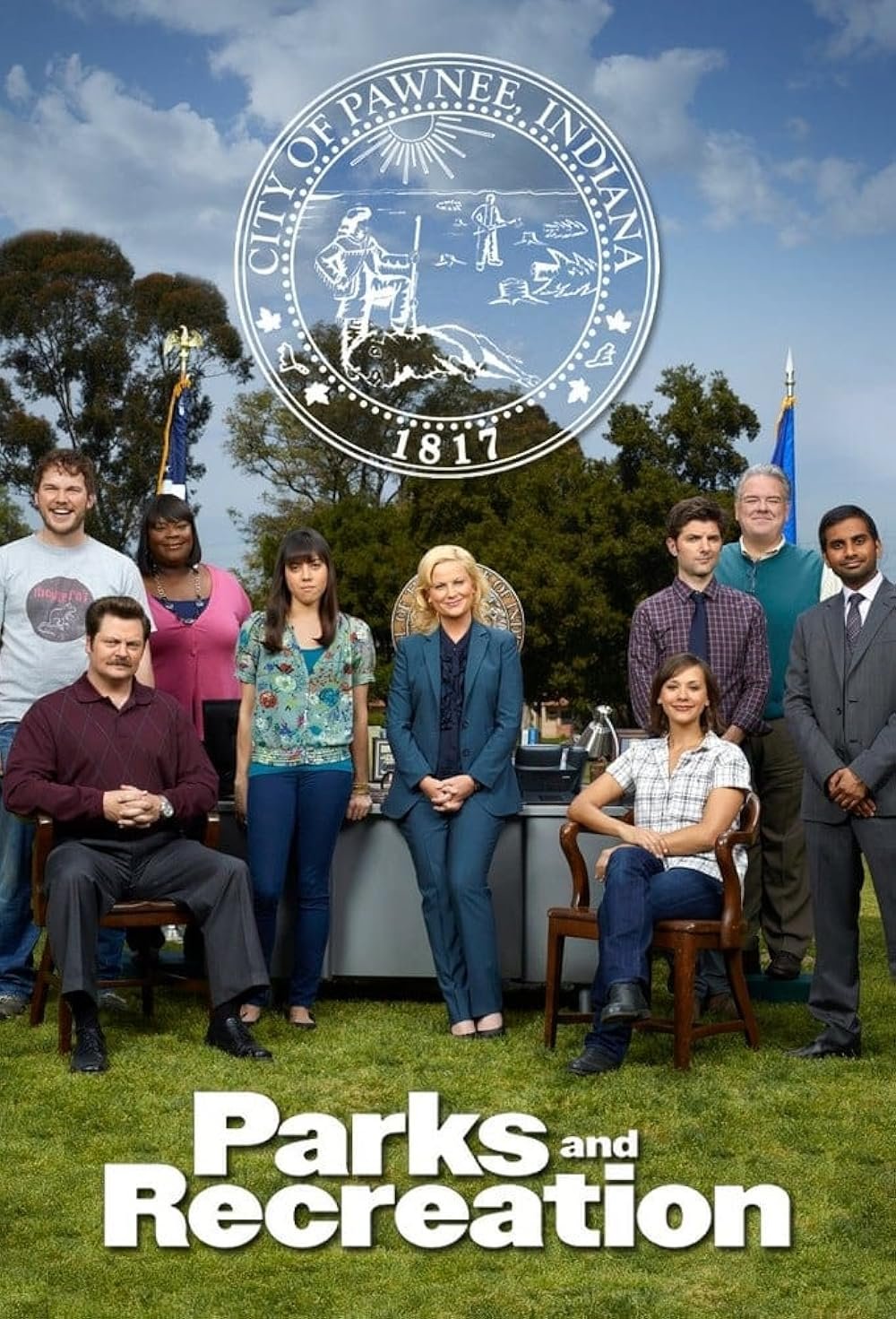 『Parks and Recreation』の公式キャストポスター、Pawnee市のシンボルの下にキャストが並んでいる
